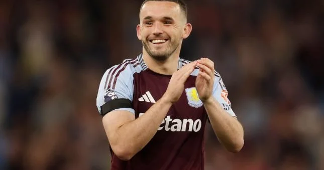 Con Makqinn ilə müqavilə UZADILDI