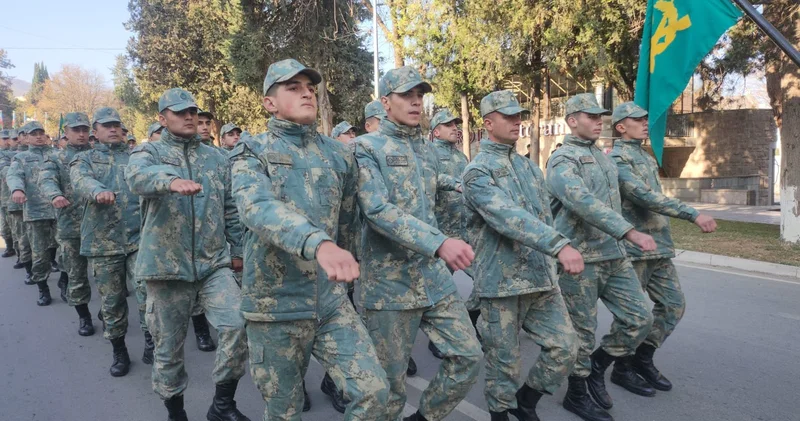 В Ханкенди состоялся военный парад, посвященный Дню Победы (ФОТО)