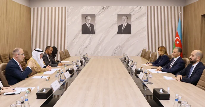 Rəşad Nəbiyev İslam İnkişaf Bankı qrupunun sədri ilə görüşüb