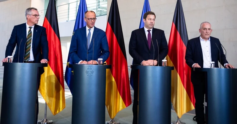 Fridrix Merts: Almaniyada və Avropada polad sənayesinin dayanıqlılığını təmin etməliyik