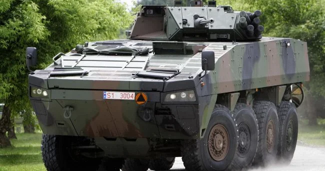 Latviya Ukraynaya daha 21 Patria 6x6 zirehli personal daşıyıcısı təhvil verəcək