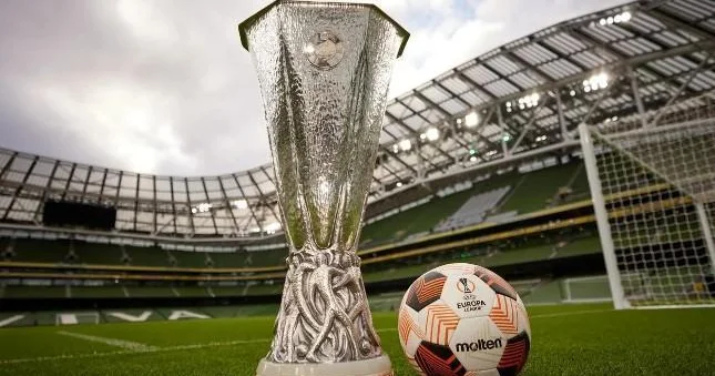 Fənərbaxça Viktoriya ya, Roma Reyncers ə qarşı