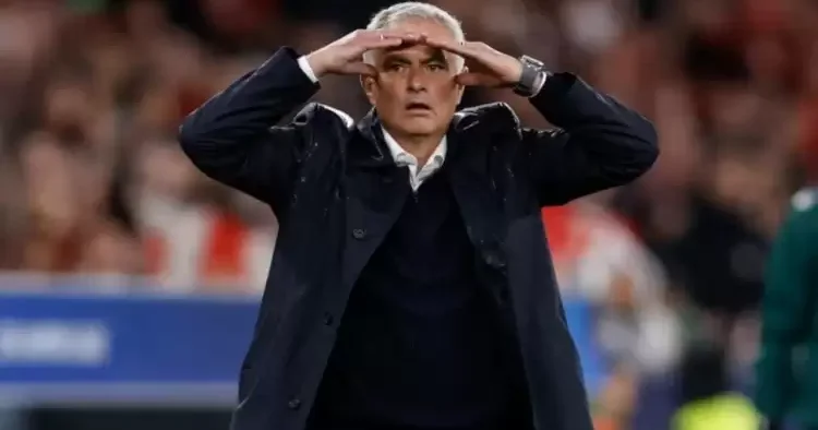Öz səviyyəmə döndüm deyən Mourinyo ÇL də məğlubiyyətləri sıralayır