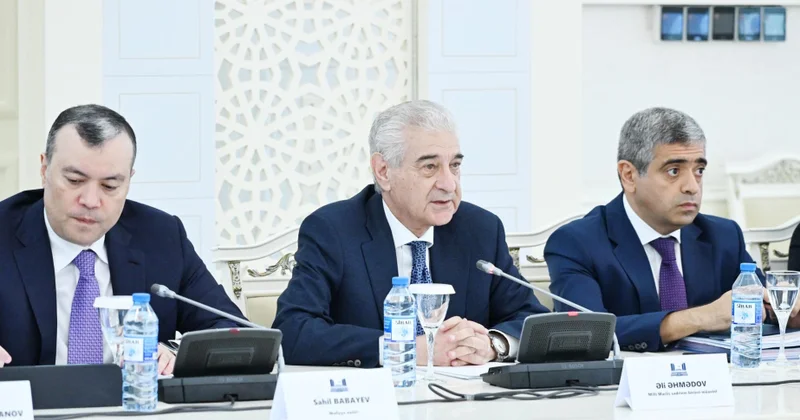 Əli Əhmədov: 2026 cı ilin dövlət büdcəsinə nəzər salarkən biz gələn və ondan sonrakı illərə optimist baxa bilirik