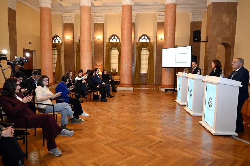 Müəllimlərin bilik və bacarıqlarının ölçülməsi prosesi ilə bağlı mətbuat konfransı keçirildi