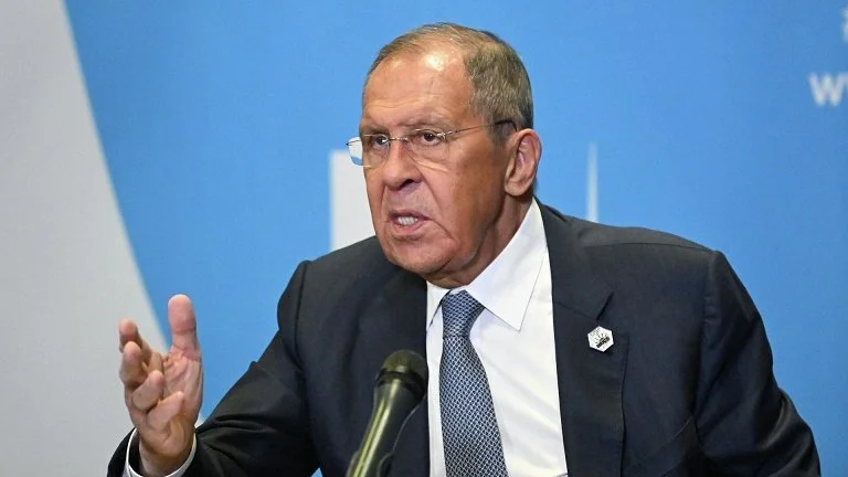 Bizim qapımızda NATO yoxdur Lavrov