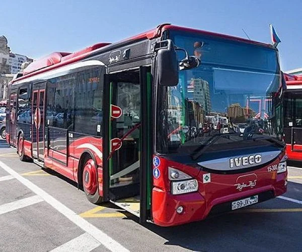 Məhkəmə qadını vurub öldürən BakuBus sürücüsü ilə bağlı qərar çıxardı