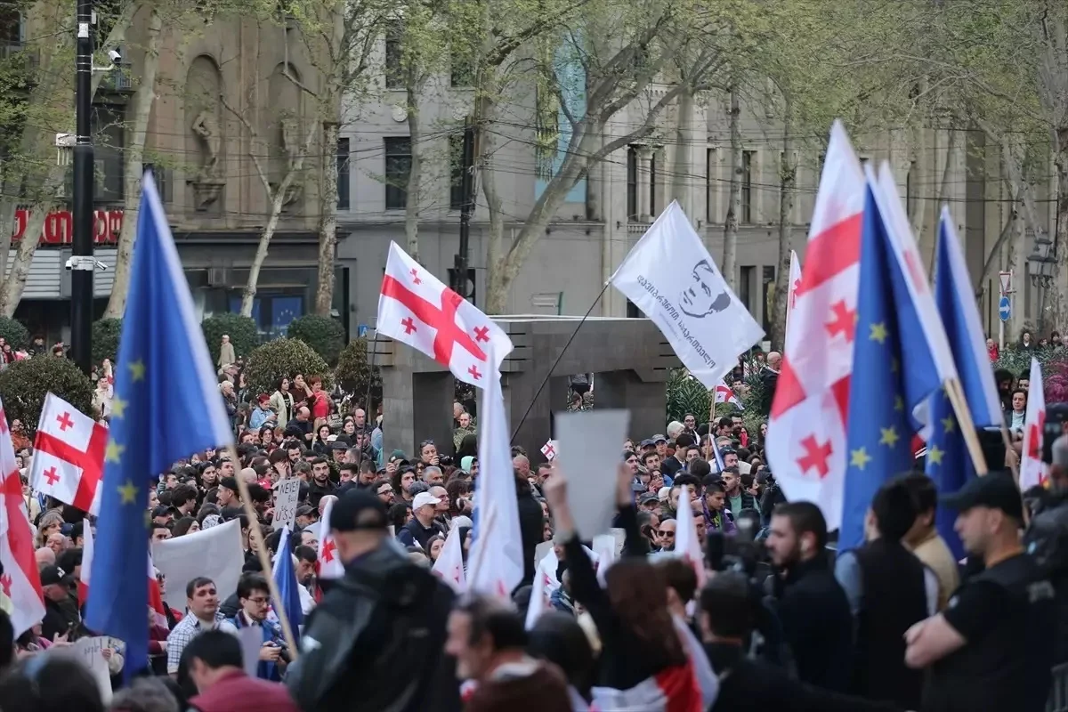 ​Gürcüstanda etirazlar davam edir