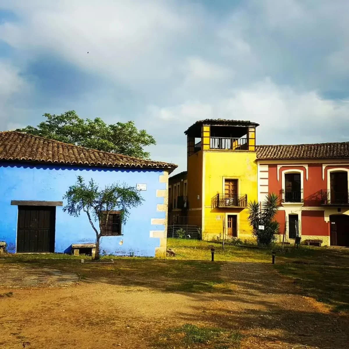 İspaniyada səlahiyyətlilər bir sifarişlə turist şəhərini xəyala çevirdilər FOTO