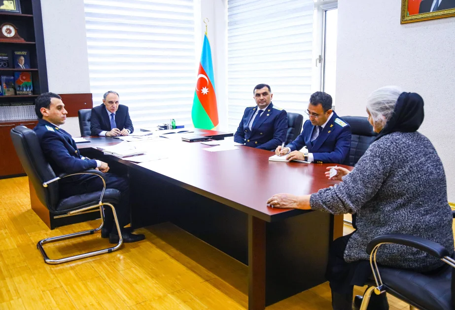 Baş prokuror Sumqayıt şəhərində vətəndaşların müraciətini dinləyib AZƏRTAC