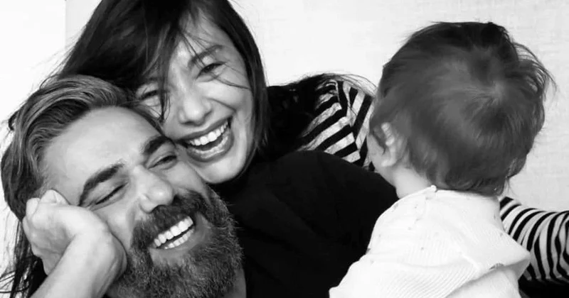 Ailəsi ilə şəklini paylaşdı Foto