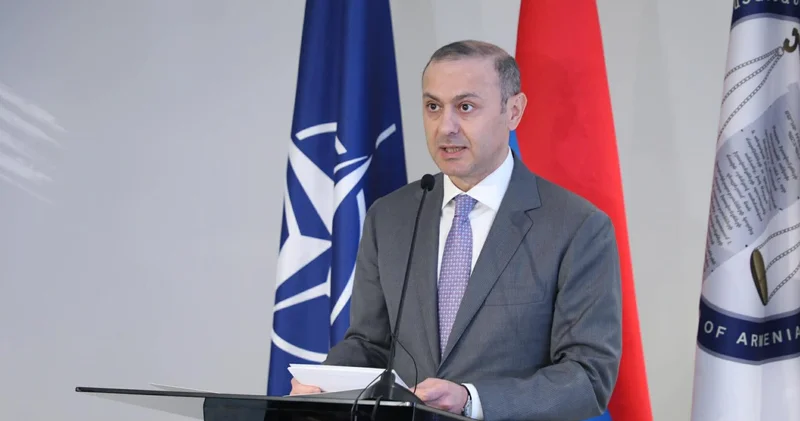 Нужно работать над институционализацией мира между Азербайджаном и Арменией Григорян