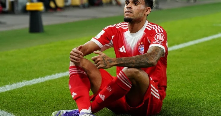 UEFA Luis Diasın cəzasını iki oyuna endirib