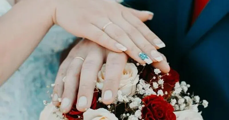 Azərbaycanda gəlinə kilolarla qızıl taxdılar VİDEO