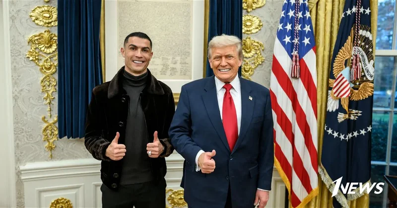 Трамп поговорил по телефону с Роналду