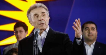 İvanişvilinin oğlu Rusiya vətəndaşıdır..?