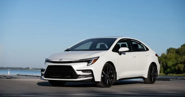 Bütün rəqiblərini üstələyəcək 2025 ci ilin ən yaxşı avtomobilləri SİYAHI