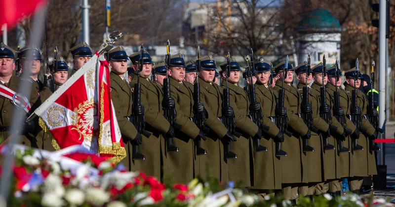 Dünya 80 il sonra bu çağırışla silkələnir: Sağ qalan 50 min nəfərin adı çəkildi