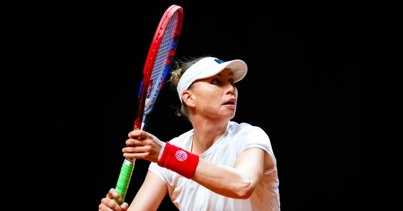 Vera Zvonareva Dubayda finala yüksəldi