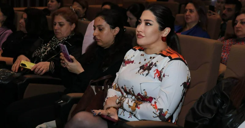 Məhsəti Gəncəvini təhqir etmək insanlığa qarşı cinayətdir!