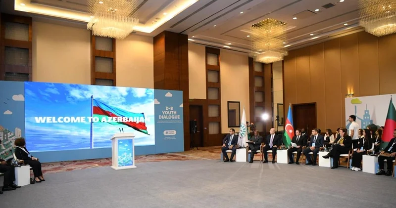 Bakıda D 8 ölkələrinin Gənclər Dialoqunun rəsmi açılış mərasimi keçirildi (YENİLƏNİB)