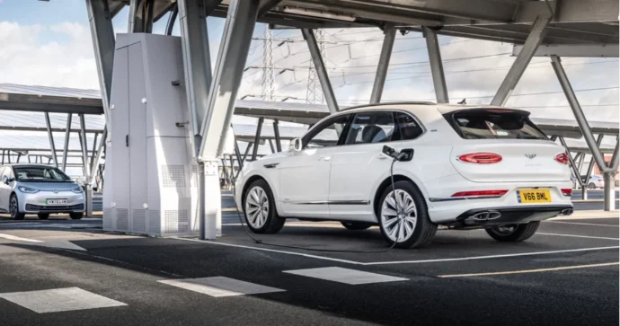 210 min dollarlıq Bentley avtomobilləri öz özünə alışa bilər XƏBƏRDARLIQ