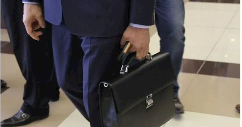 Antiinhisar və İstehlak Bazarına Nəzarət Dövlət Agentliyinin vəzifəli şəxsləri öz ərizələri ilə işdən çıxıblar