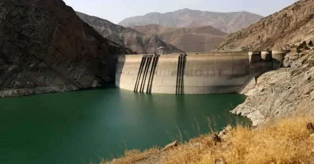 Suya təşnə olan İran Azərbaycandan su alacaq?