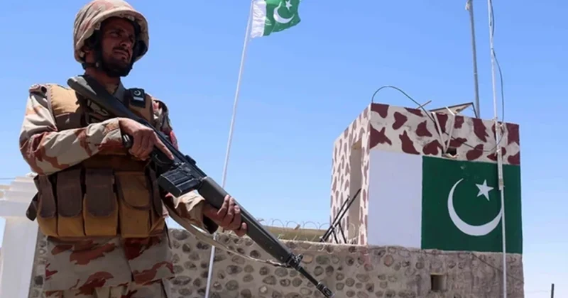 Pakistanla Taliban arasında toqquşma