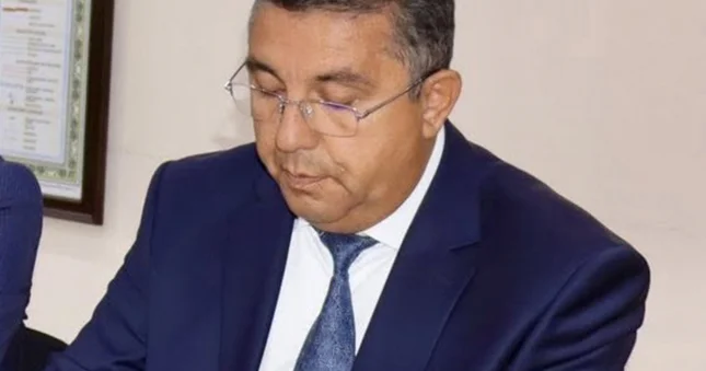 Чиновник проработал на одной должности рекордные 20 лет Minval Politika