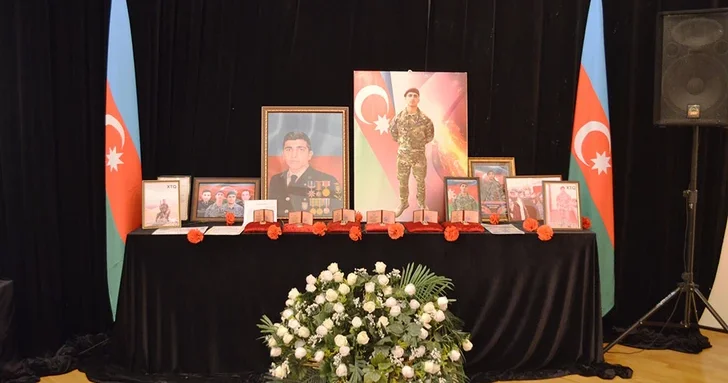 В Баку прошло памятное мероприятие в честь героя Отечественной войны Рафаила Гусейнова