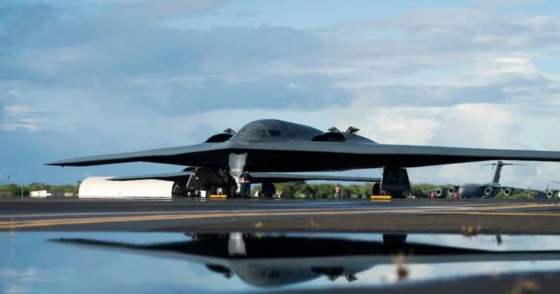 Tarixdə ən bahalı beş hərbi təyyarə