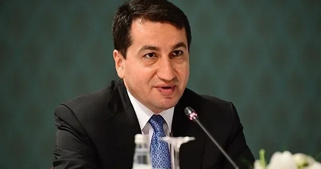 Bəzən siyasi bəyanatlarda geriyə aparan elementlər görürük Hikmət Hacıyev