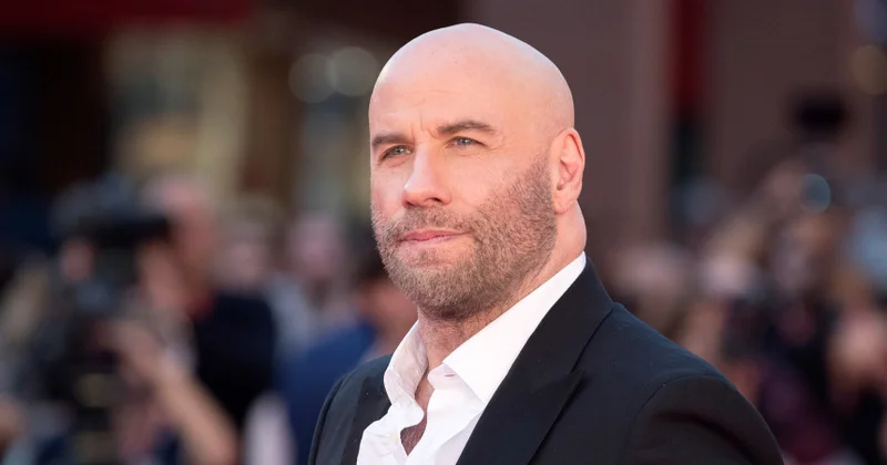 Con Travolta köhnə dostu ilə münasibətə başlayıb...