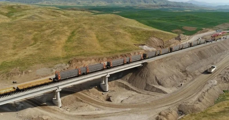 Naxçıvanda dəmir yolu infrastrukturu yenilənir Zəngəzur dəhlizi ilə əlaqə bərpa olunacaq VİDEO