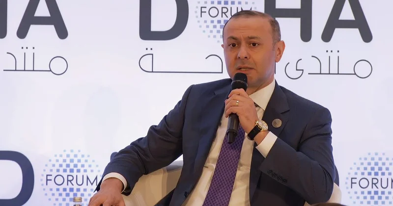 Григорян заявил на панельной дискуссии с Хикметом Гаджиевым об общих нарративах Баку и Еревана Minval Politika