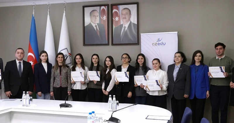 BANM in Brend tələbə ləri mükafatlandırılıb FOTOLAR