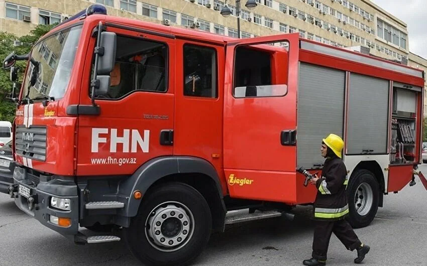 Пожар в жилом доме в Сумгайыте, есть пострадавший