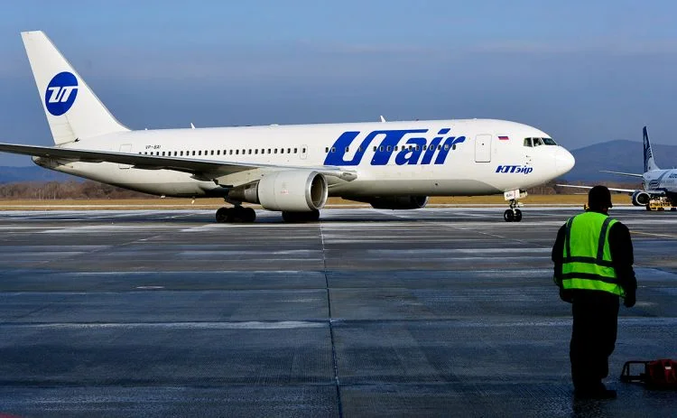 UTair təyyarəsinin Vnukovoya eniş səbəbi AÇIQLANDI