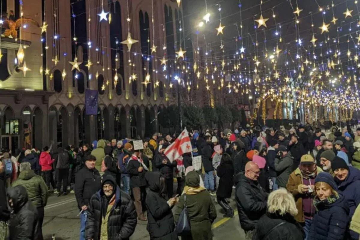 В Тбилиси проходит очередная акция протеста