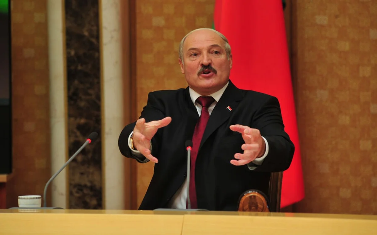 Mən hakimiyyətdən yapışmamışam Belarus lideri