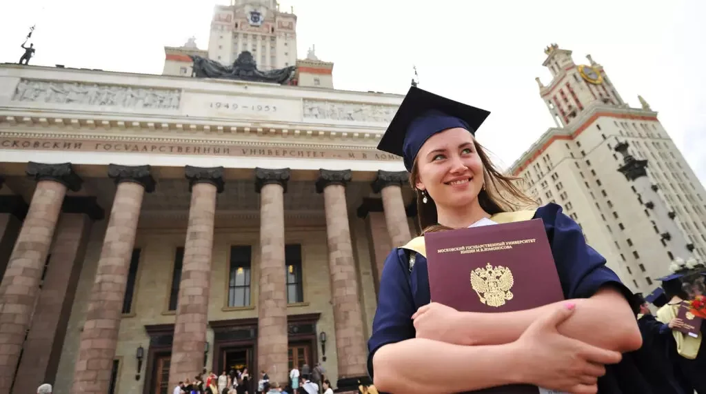 Rusiya universitetləri Bolonya təhsil sistemindən imtina edirlər