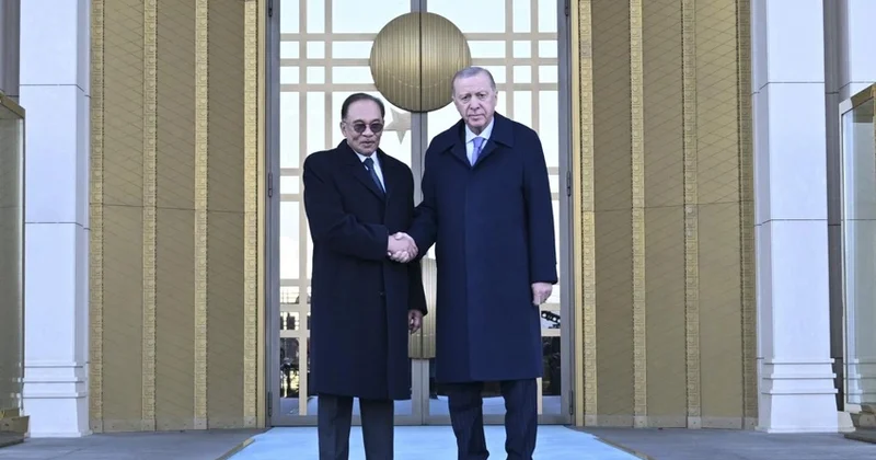 Премьер министр Малайзии находится с официальным визитом в Турции