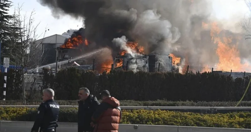 Ankarada spirtli içkilərlə dolu 6 tır yandı