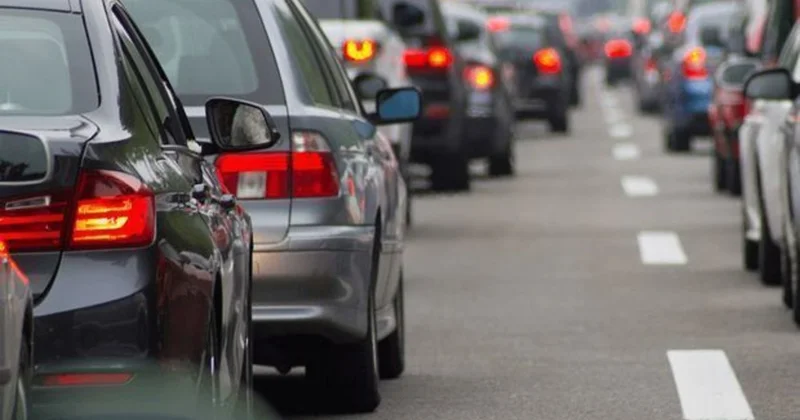 Yeni çəkilən velosiped və avtobus zolaqları Bakıya girişi daha da çətinləşdirdi ŞİKAYƏT