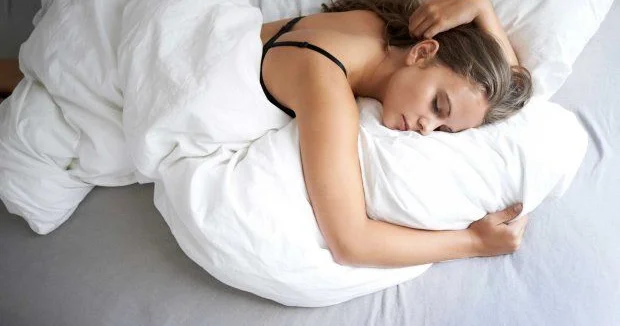 Yuxuda bu poza insan üçün ən təhlükəlisidir