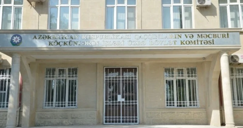 Qaçqınkom Xanabad kəndinə köçürülmə ilə bağlı iddialara münasibət bildirib