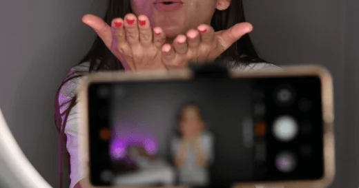 Narkotikin təsiri altında canlı açdılar, təhqirlər səsləndirdilər İDDİA VİDEO