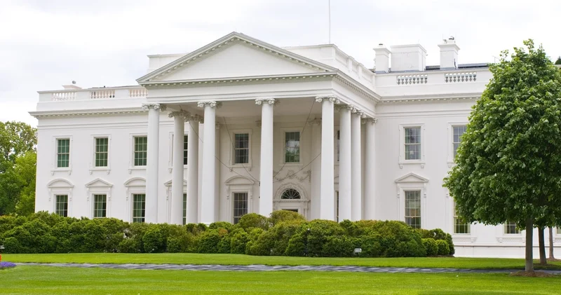 Белый дом: Marinera не принадлежит никакой стране