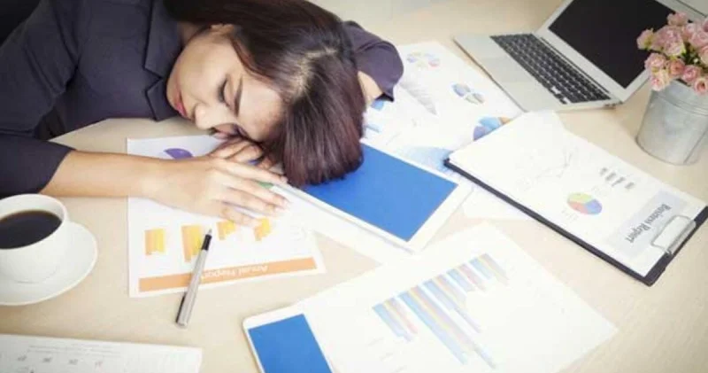 Tətil bitsə də, işə adaptasiya ola bilmirsən? Psixoloq TÖVSİYƏLƏRİ